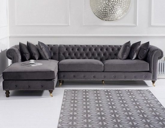 Easy And Affordable Ways To Upgrade Your Living Room - Image Via FurnitureinFashion.net