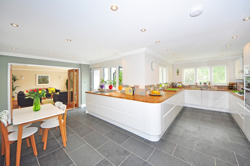 A Comprehensive Guide To Choosing A Kitchen Worktop