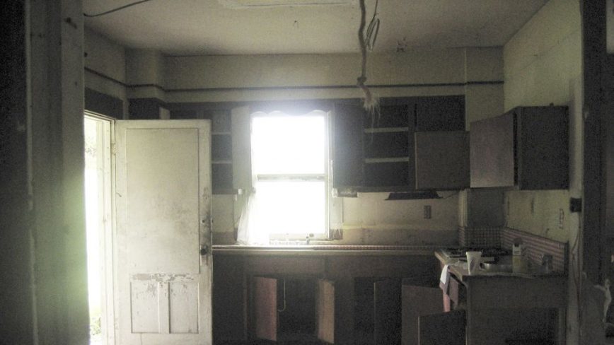 Planning Your Home Renovation Project - Lisa and Mark Hellman 106 Year Old House Renovation - Upstate New York - Images Via countryliving.com