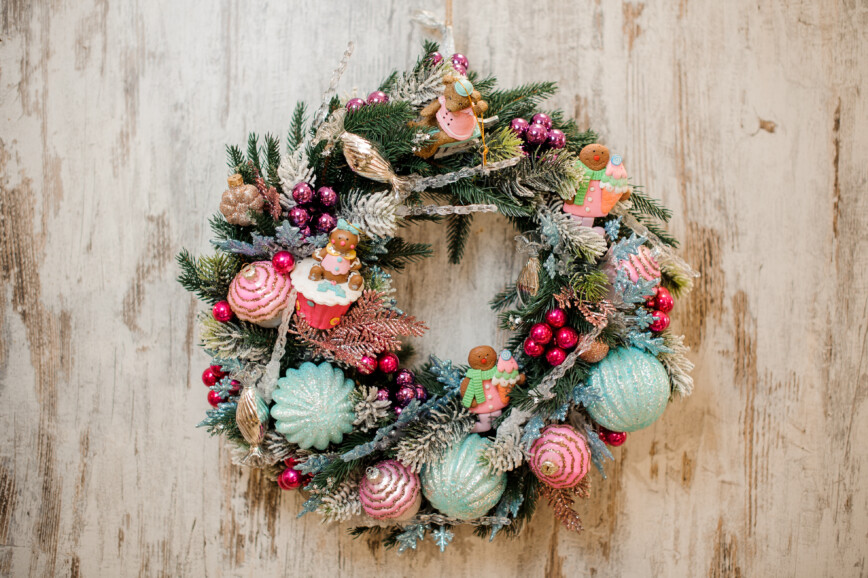10 Colourful Christmas Wreaths
