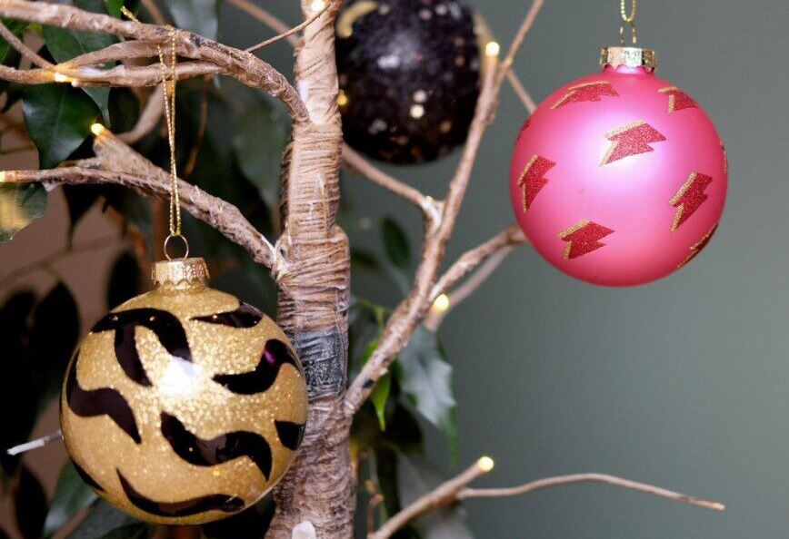 8 Ostentatious Ornaments For Your Christmas Tree